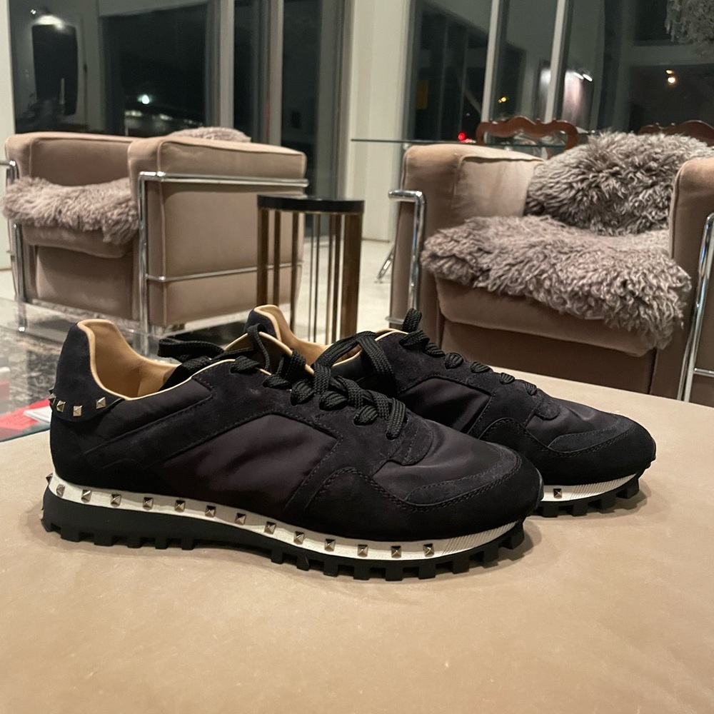 Valentino Rockstud Sneakers